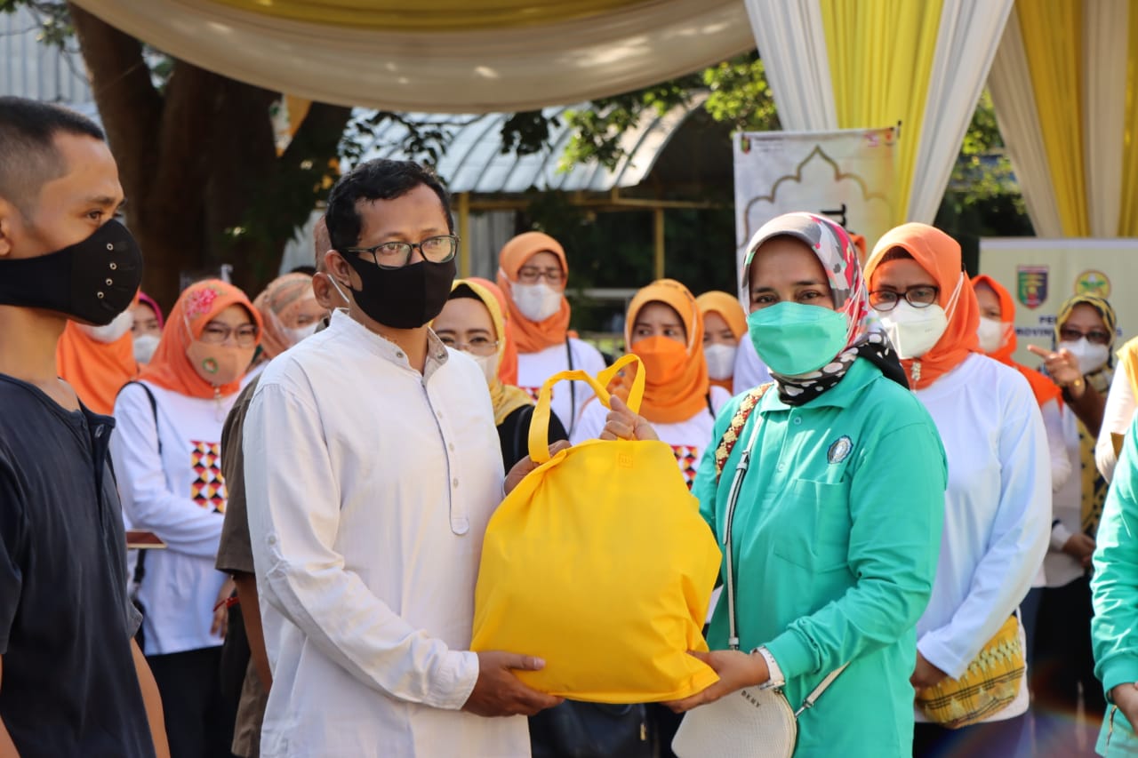 Ketua Pergerakan PPK Provinsi Lampung Riana Sari Arinal Resmi Menutup Kegiatan Bazar Ramadhan