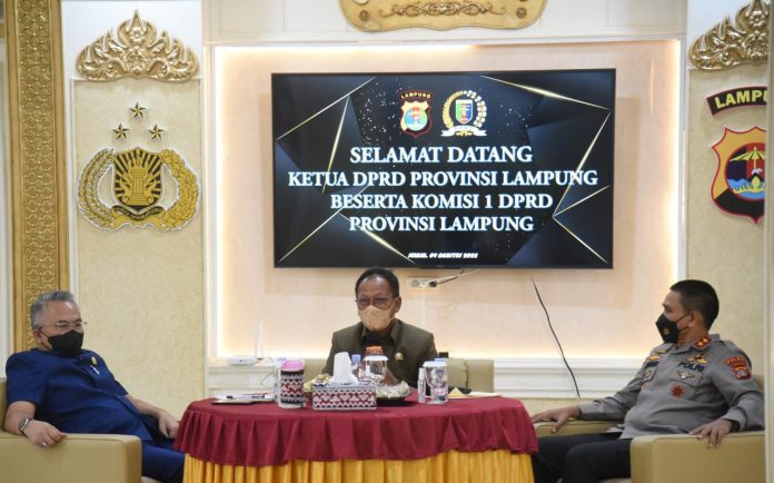 Silaturahmi Serta Memperkuat Sinergitas Kelembagaan DPRD Bersama Polda Lampung