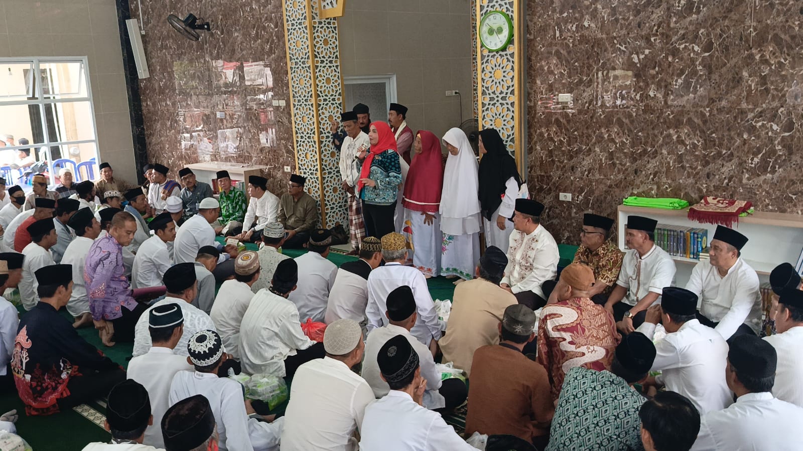 Walikota Bandarlampung Lakukan Safari Ramadhan 1445 Hijriah Di Masjid Nurul Iman