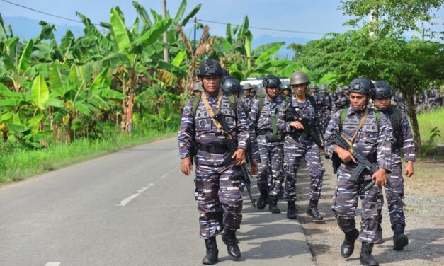 Siaga Bangsitnas Serta Asah Naluri Tempur Prajurit Yonif 9 Marinir Laksanakan Hanmars Dan Latihan Menembak